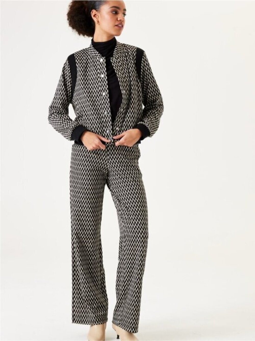 Garcia Black & White Geometric Wide-Leg Pants size M